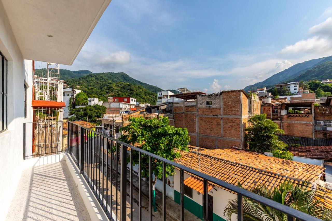 Cuale Aparthotel Puerto Vallarta Exteriör bild